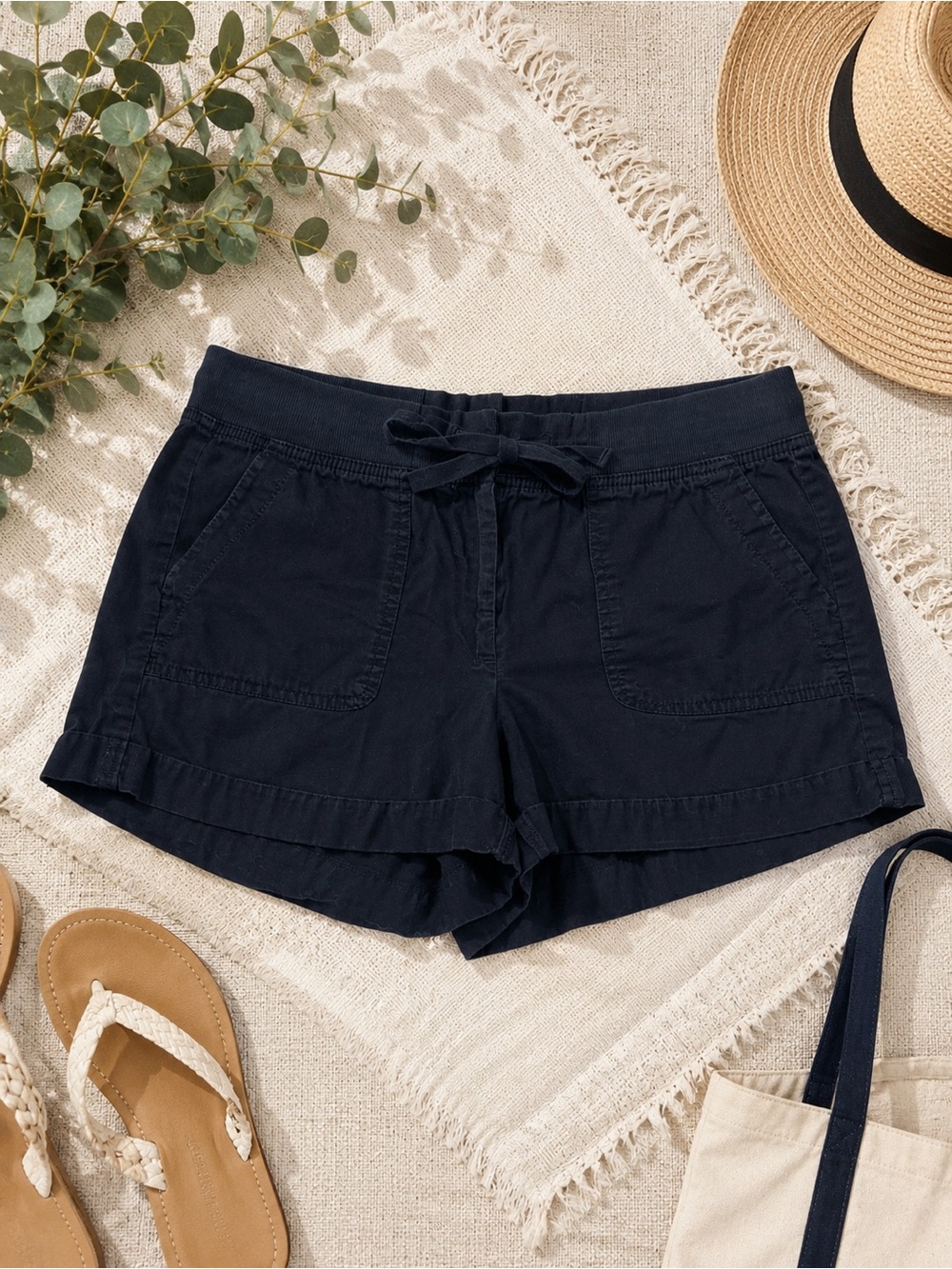 LOFT Black Cuffed Shorts Size 8 EUC Casual Minimalist Everyday Summer